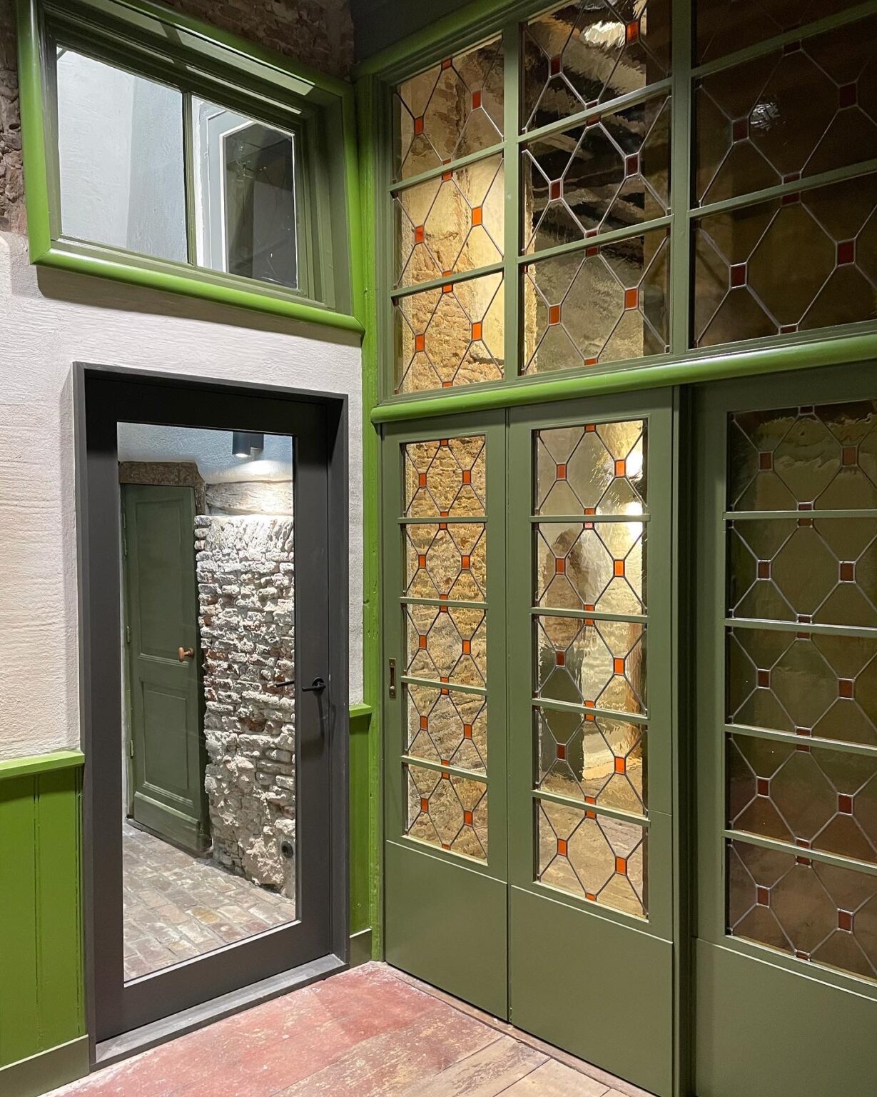 34949A7F-C5FF-40ED-A404-3A8329E58BAA